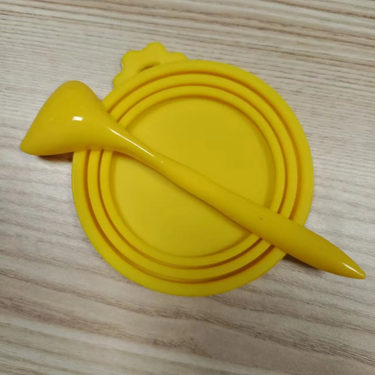 Silicone Pet Food Can Lids with Spoon Set