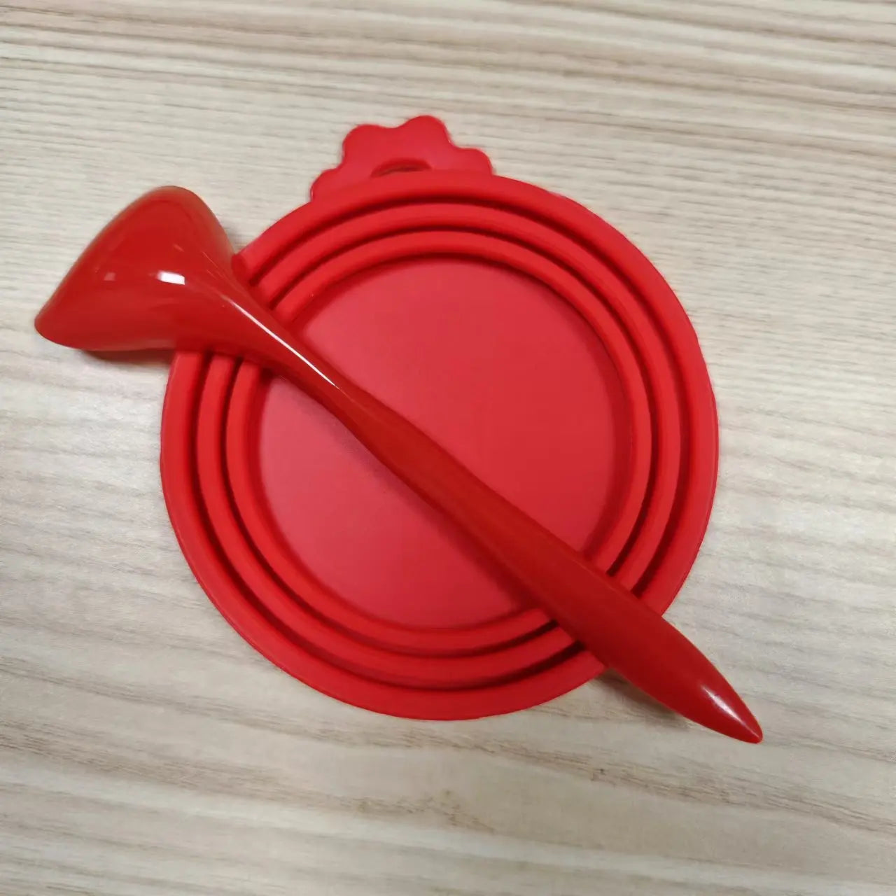 Silicone Pet Food Can Lids with Spoon Set